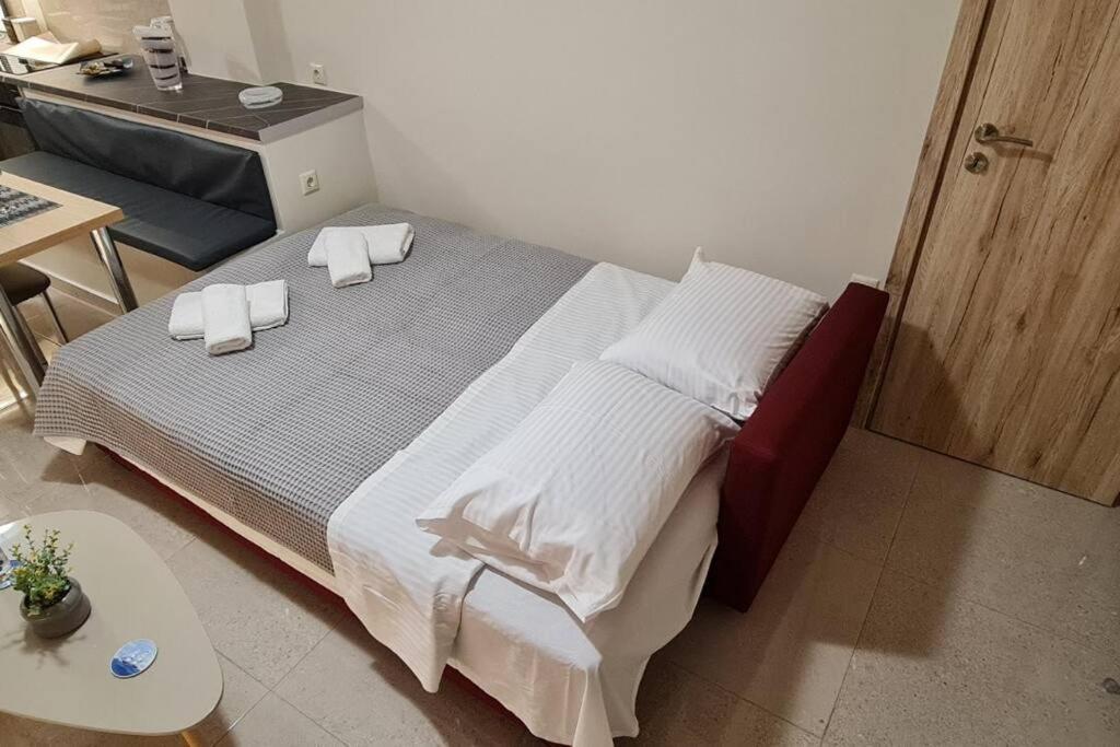 M&S Apartments Атина Екстериор снимка
